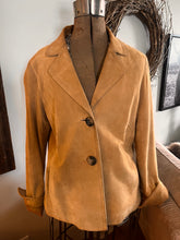 Cargar imagen en el visor de la galería, Danier 100% Suede Swing Jacket (Size Small)
