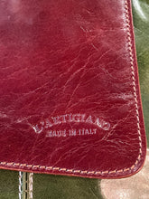 Charger l'image dans la galerie, L’Artigiano Green &amp; Brown Leather Crossbody Purse
