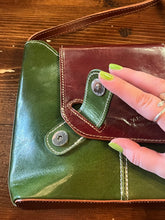 Charger l'image dans la galerie, L’Artigiano Green &amp; Brown Leather Crossbody Purse
