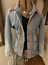 Charger l&#39;image dans la galerie, Upcycled &quot;Beatles&quot; Denim Jacket (Size Medium)
