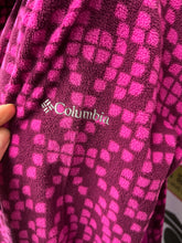 Charger l'image dans la galerie, Columbia Patterned Fuchsia Quarter-Zip (Size L)
