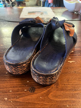 Load image into Gallery viewer, All Leather Flower Slip On Sandals (Size 8/EU 39)
