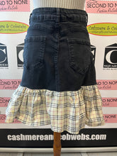Load image into Gallery viewer, Upcycled Black Denim Skirt (Size M)
