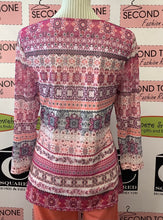 Load image into Gallery viewer, Croft &amp; Barrow Pretty Pink Pattern Top (Size M)
