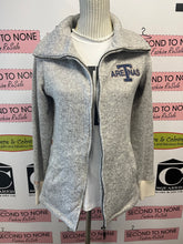 Load image into Gallery viewer, NHL Official Throwback Toronto Arenas Sweater (Size S)
