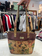 Load image into Gallery viewer, Portuguese Floral Cork Handbag
