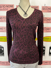 Load image into Gallery viewer, NWT Buffalo Wild Cheetah Print Top (Size S)
