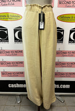 Load image into Gallery viewer, NWT Creations Beige Wide Leg Pants (Size M)
