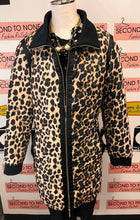 Charger l'image dans la galerie, Hilary Radley Quilted Animal Print Oversized Coat (Size L)
