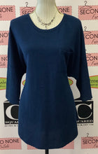 Load image into Gallery viewer, Eliana Batwing Blue Top (XL)
