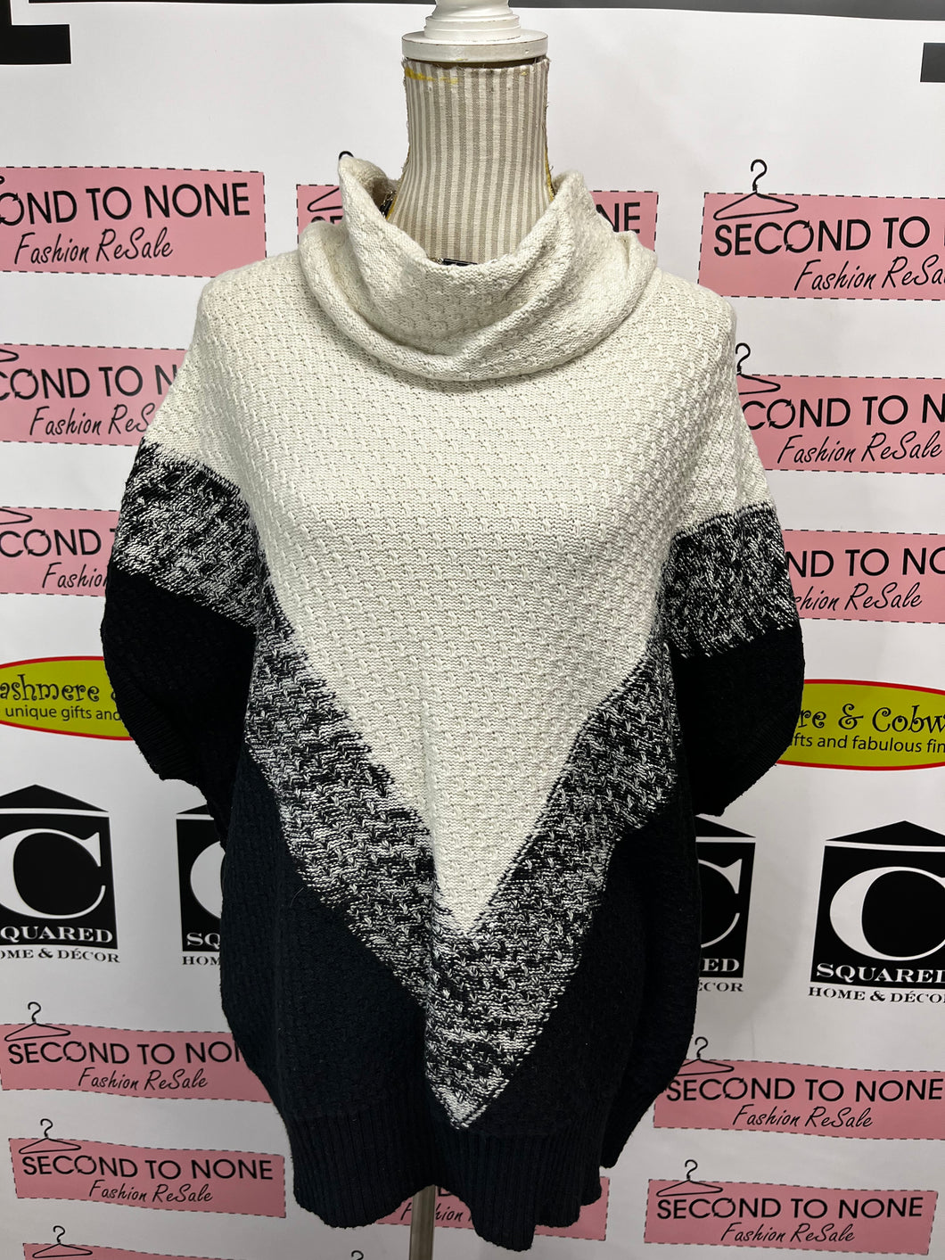 Banana Republic Cotton-Blend Poncho-Style Top (Size M)