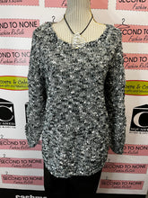 Load image into Gallery viewer, Jessica Simpson Textured Sweater (Size L)
