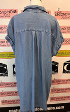 Load image into Gallery viewer, Lightweight Denim Shirt Dress (Size XL)
