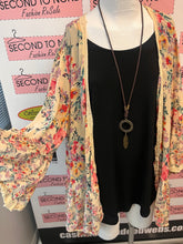 Charger l'image dans la galerie, Torrid Boho Floral Overlay (Size XL/XXL - Torrid 2)
