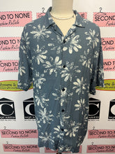 Charger l&#39;image dans la galerie, Abstract Unisex Hawaiian Shirts (2 Variations/Sizes)
