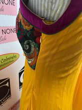 Cargar imagen en el visor de la galería, Unique Colourful Embroidered Bodice Dress + Scarf (Size 2)

