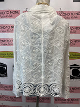 Charger l'image dans la galerie, White Boho Lace Overshirt (Size M)
