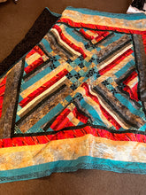 Charger l'image dans la galerie, Hand-Made Reversible Cotton Quilt (Queen Size)
