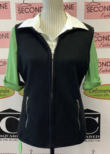 Load image into Gallery viewer, Quilted Soft Zip Vest (M)
