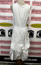Charger l&#39;image dans la galerie, Cotton-Blend White Bubble Dress (Only 2 Left!)
