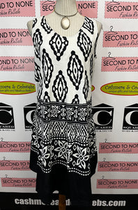 Black & White Shift-Type Dress (One Size)