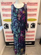 Charger l'image dans la galerie, NWT Italian-Made Silk-Blend Maxi Dress (One Size)
