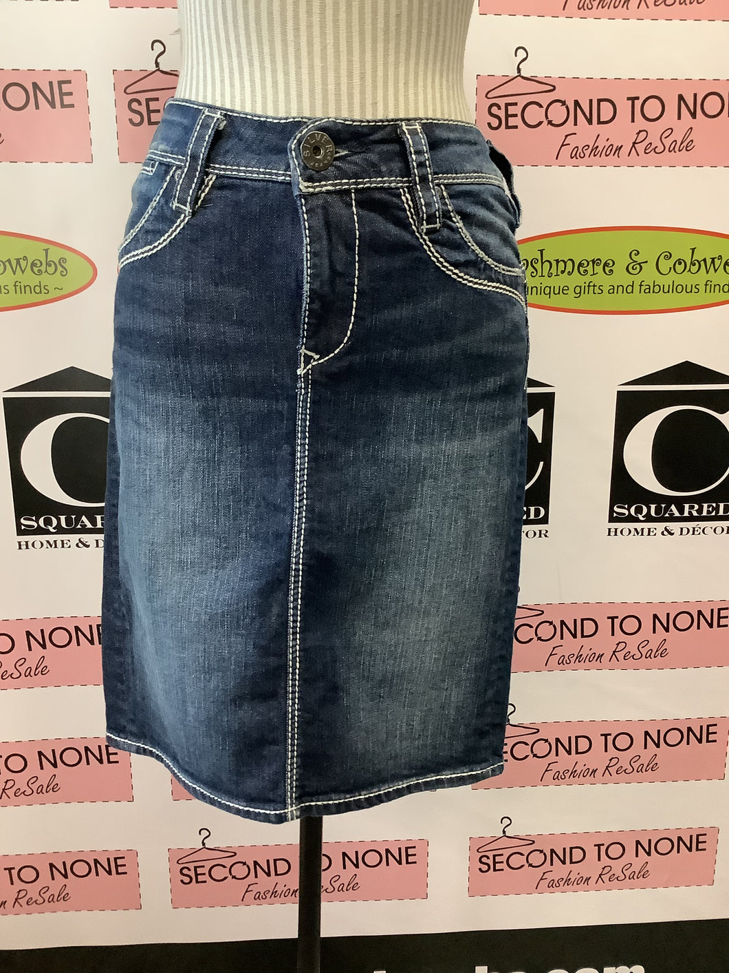 Silver Jeans Denim Skirt (Size 26)