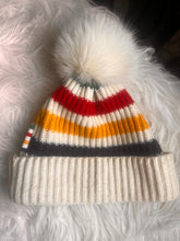 Cargar imagen en el visor de la galería, HBC Knit Toque With Fox Fur Pom Pom (One Size)

