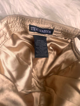 Cargar imagen en el visor de la galería, Steve Madden Leather-Like Baseball Hat (One Size)
