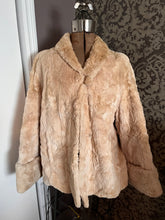 Load image into Gallery viewer, Vintage Sheared Beaver Fur Swing Jacket (Size M/L)
