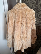 Load image into Gallery viewer, Vintage Sheared Beaver Fur Swing Jacket (Size M/L)
