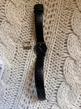 Cargar imagen en el visor de la galería, Authentic "Museum"-Style Vintage Designer Movado Watch
