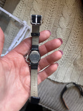 Cargar imagen en el visor de la galería, Authentic "Museum"-Style Vintage Designer Movado Watch
