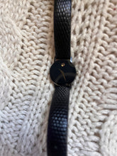 Cargar imagen en el visor de la galería, Authentic "Museum"-Style Vintage Designer Movado Watch
