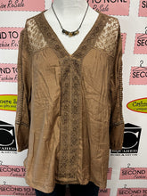 Load image into Gallery viewer, Cocoa Brown Boho Lace Top (Size M/L)

