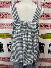 Cargar imagen en el visor de la galería, NWT Blue Gingham Baby Doll Top (Size M)

