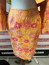 Load image into Gallery viewer, Vintage Kasper Quilted Suit (Size 10P)
