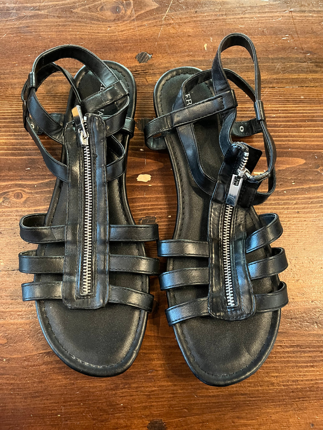 Merona Gladiator Sandals (Size 11)
