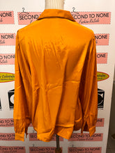 Load image into Gallery viewer, Vintage Mustard Button-Front Blouse (Size 14)
