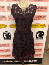 Charger l'image dans la galerie, Deep Purple Lace Dress With Open Back (Size 16)
