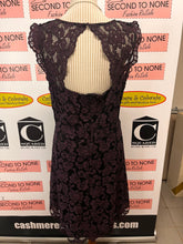 Charger l'image dans la galerie, Deep Purple Lace Dress With Open Back (Size 16)
