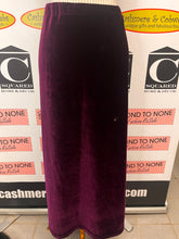 Load image into Gallery viewer, Vintage Purple Stretch Velour Maxi-Skirt (Size M)
