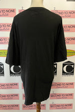 Load image into Gallery viewer, Marvel Deadpool Graphic T-Shirt (Size XL)
