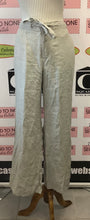 Load image into Gallery viewer, Lord &amp; Taylor Linen Pants (Size M)
