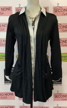 Load image into Gallery viewer, Cyrus Open Fit Cardi (M)
