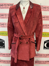 Load image into Gallery viewer, Vintage Red Leather &amp; Snake Skin Jacket &amp; Skirt Set (Size 10)

