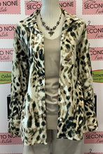 Load image into Gallery viewer, Cheetah Print Blazer Blouse (M)
