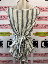Load image into Gallery viewer, Who What Wear Striped Belted Top (Size XL)
