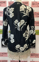 Load image into Gallery viewer, Volcom Floral Blouse (XS/S)
