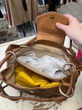 Charger l'image dans la galerie, Italian Leather Large Tote Purse
